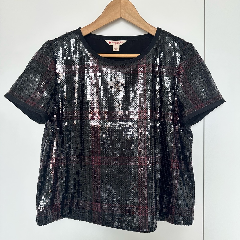 Brooks Brothers Red Fleece Sequin Short‑Sleeve Top